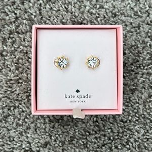 BRAND NEW. KATE SPADE STUD EARRINGS.